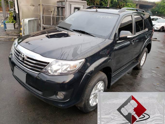 TOYOTA HILUX SW4 12/12