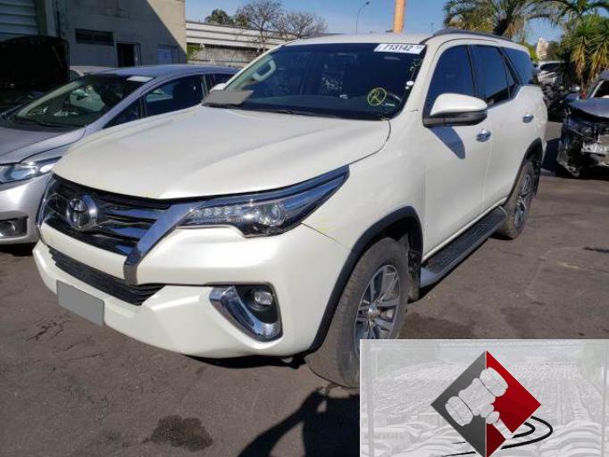 TOYOTA HILUX SW4 20/20