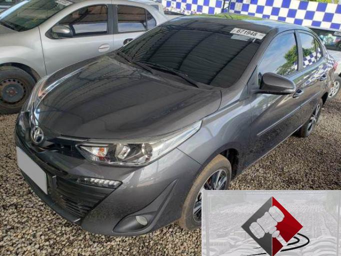 TOYOTA YARIS SEDAN 21/22