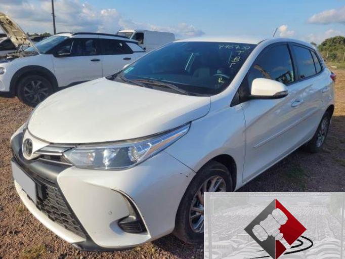 TOYOTA YARIS 22/23