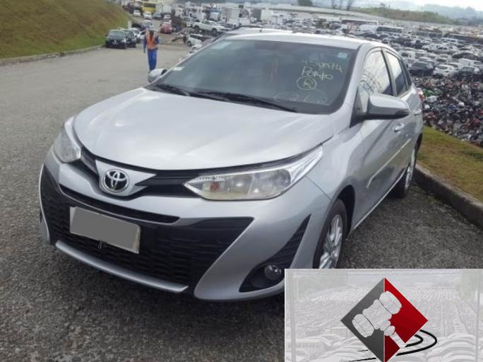 TOYOTA YARIS 19/19