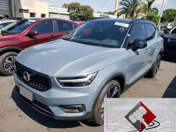 VOLVO XC40 21/21