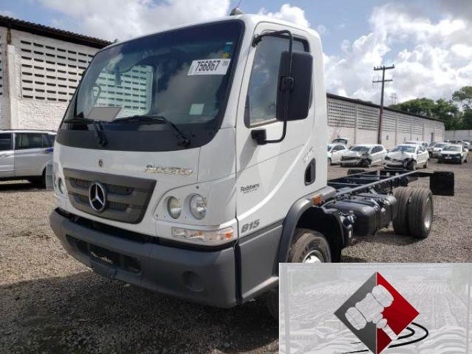 MERCEDES BENZ ACCELO 22/22