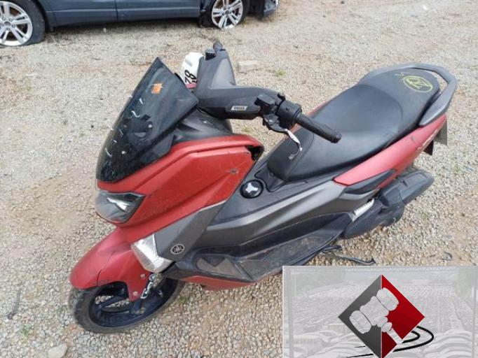 YAMAHA NMAX 19/19