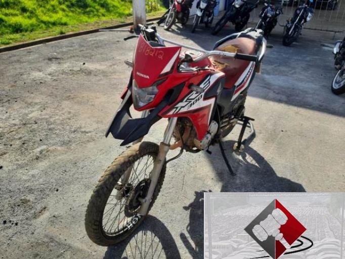HONDA XRE 300 19/19