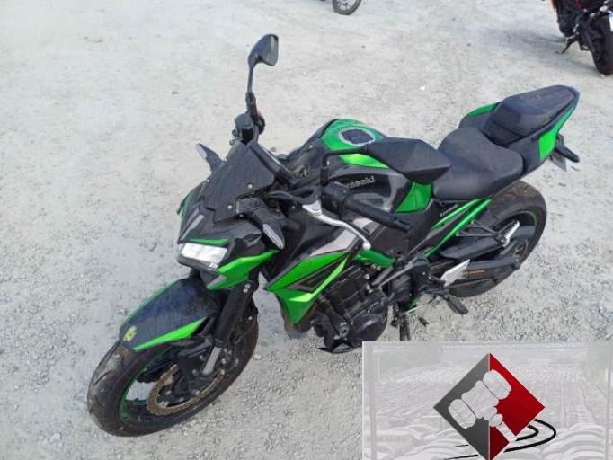 KAWASAKI Z900 22/22