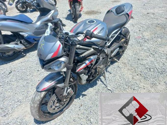TRIUMPH STREET TRIPLE 20/20