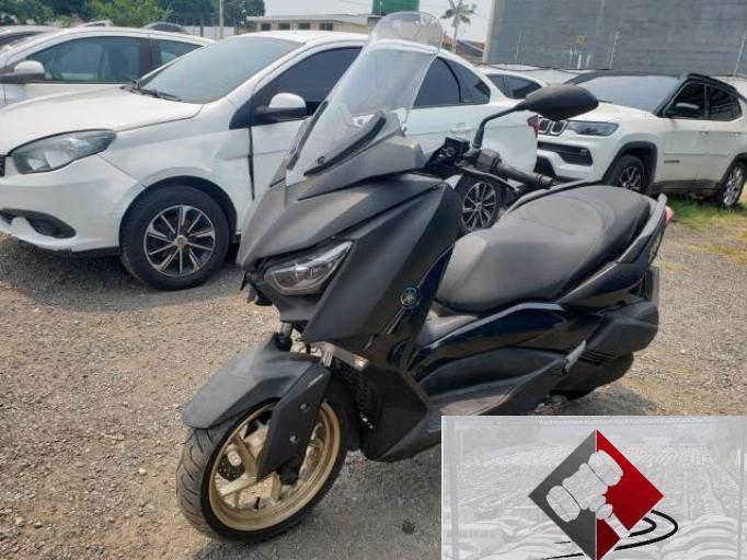 YAMAHA XMAX 20/21