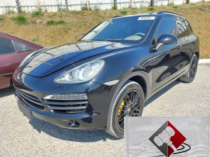 PORSCHE CAYENNE 10/10