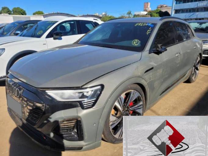 AUDI Q8 E-TRON 23/24
