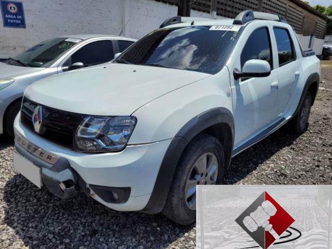 RENAULT DUSTER 20/20