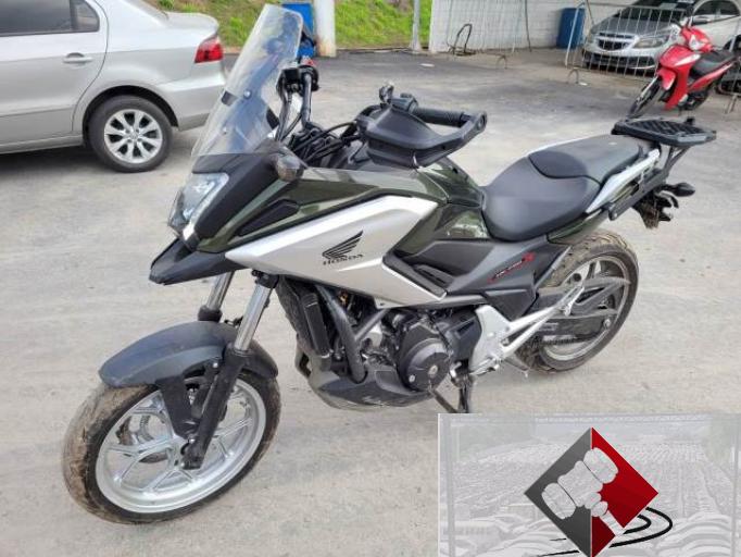 HONDA NC 750X 18/18