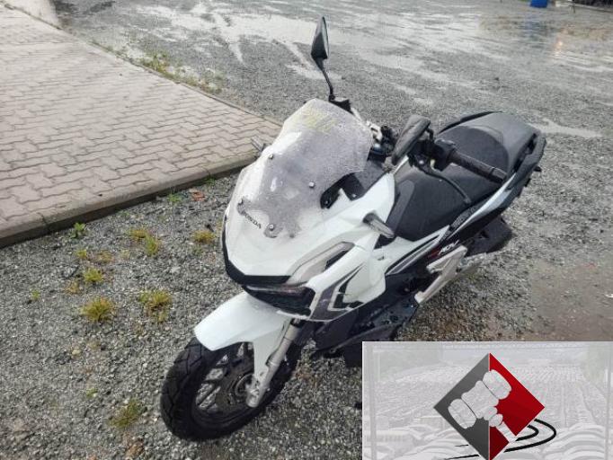 HONDA ADV 21/21