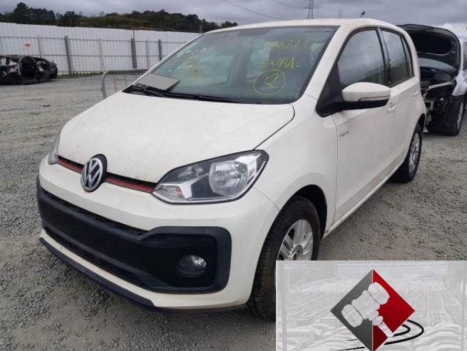 VOLKSWAGEN UP 18/18