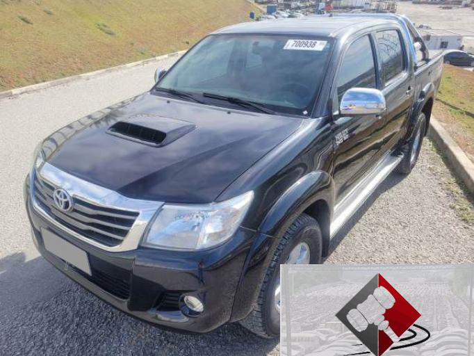 TOYOTA  HILUX CD 13/13